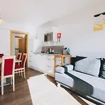 Apartment Haus Altenberger By We Rent, Summercard Included Zell am See