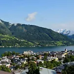 Haus Altenberger By We Rent, Summercard Included شقة *